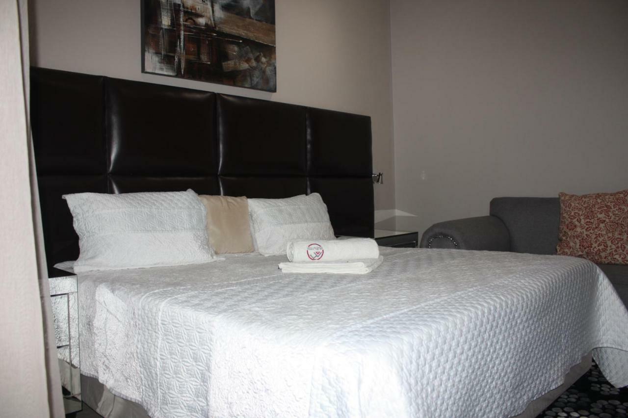 On Hill Lodge Bloemfontein Eksteriør billede